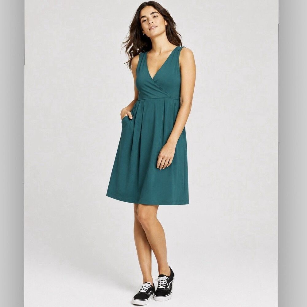 Eddie Bauer Aster Crossover Active Dress Dark Evergreen Sleeveless NWT Size XL